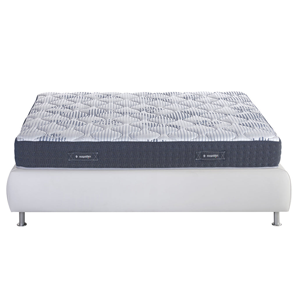 Magniflex Magnicool 10 Firm Luxury Italian Mattress with Temperature-Regulating Fabric