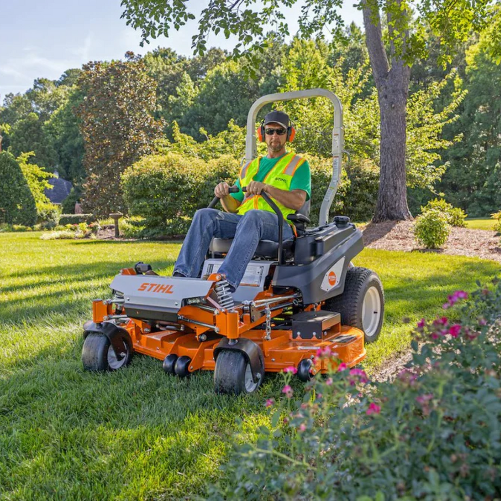 STIHL RZ 560 K 24 HP Kawasaki 60-Inch Commercial Zero-Turn Lawn Mower