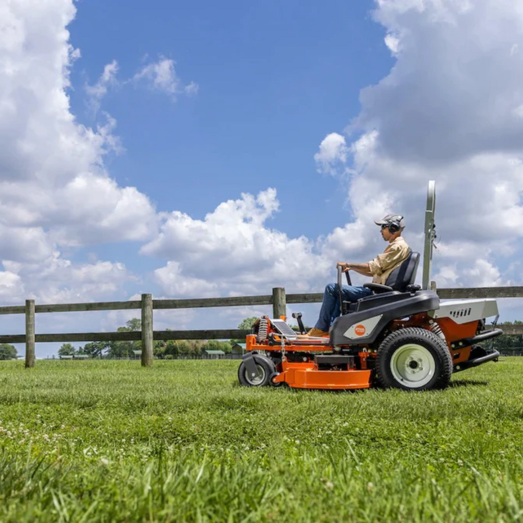 STIHL RZ 560 K 24 HP Kawasaki 60-Inch Commercial Zero-Turn Lawn Mower
