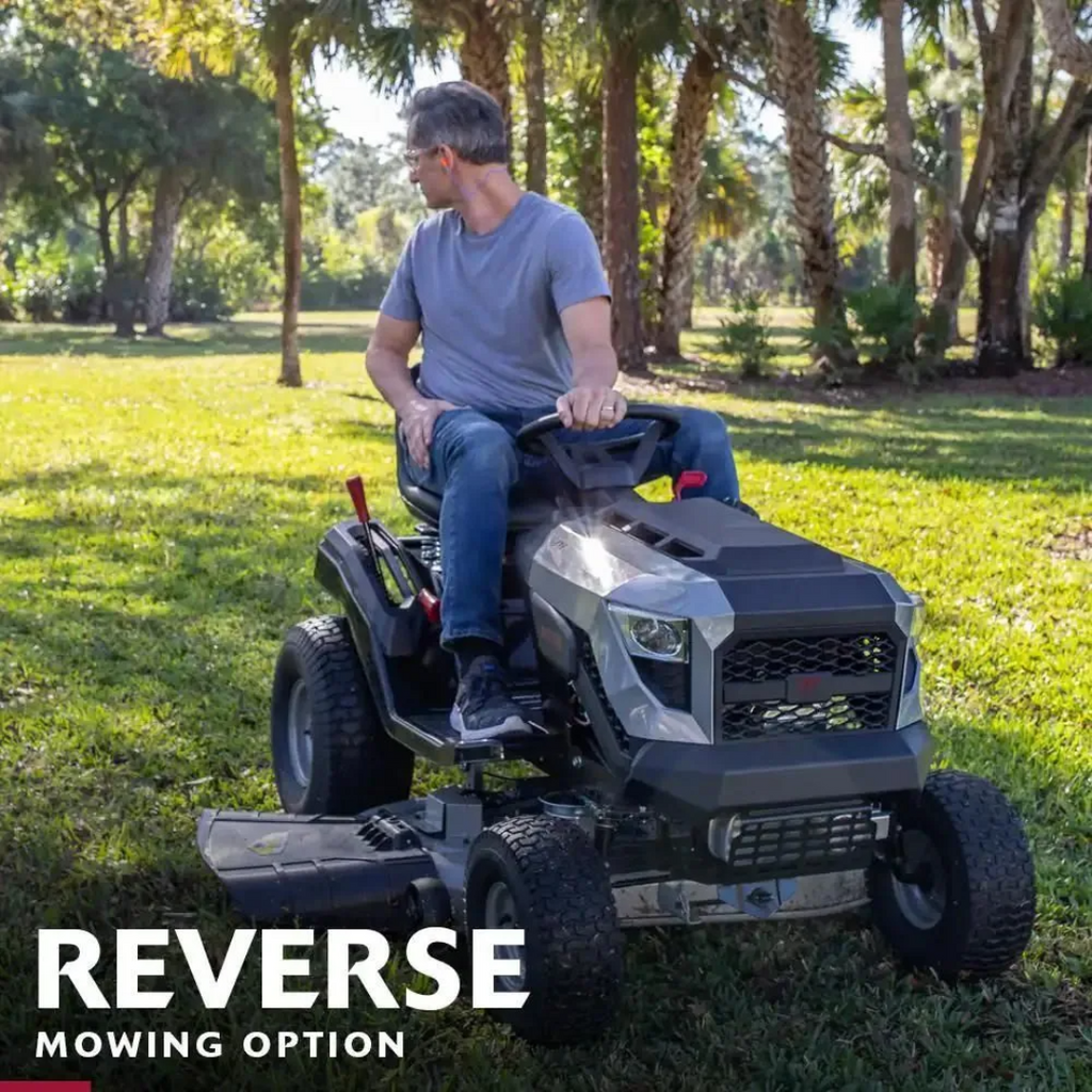 Murray MT100 42-Inch 13.5 HP Briggs & Stratton 6-Speed Riding Lawn Tractor