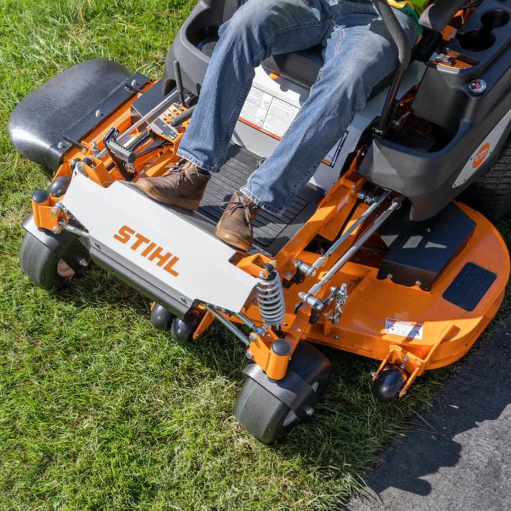 STIHL RZ 560 K 24 HP Kawasaki 60-Inch Commercial Zero-Turn Lawn Mower