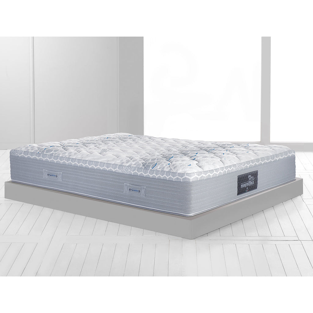 Magniflex MagniStretch Plus 13-Inch Luxury Mattress – Revolutionary Spinal Decompression Technology with Breathable Temperature-Regulating Cover and Medium-Support Italian Memory Foam - Floor Model