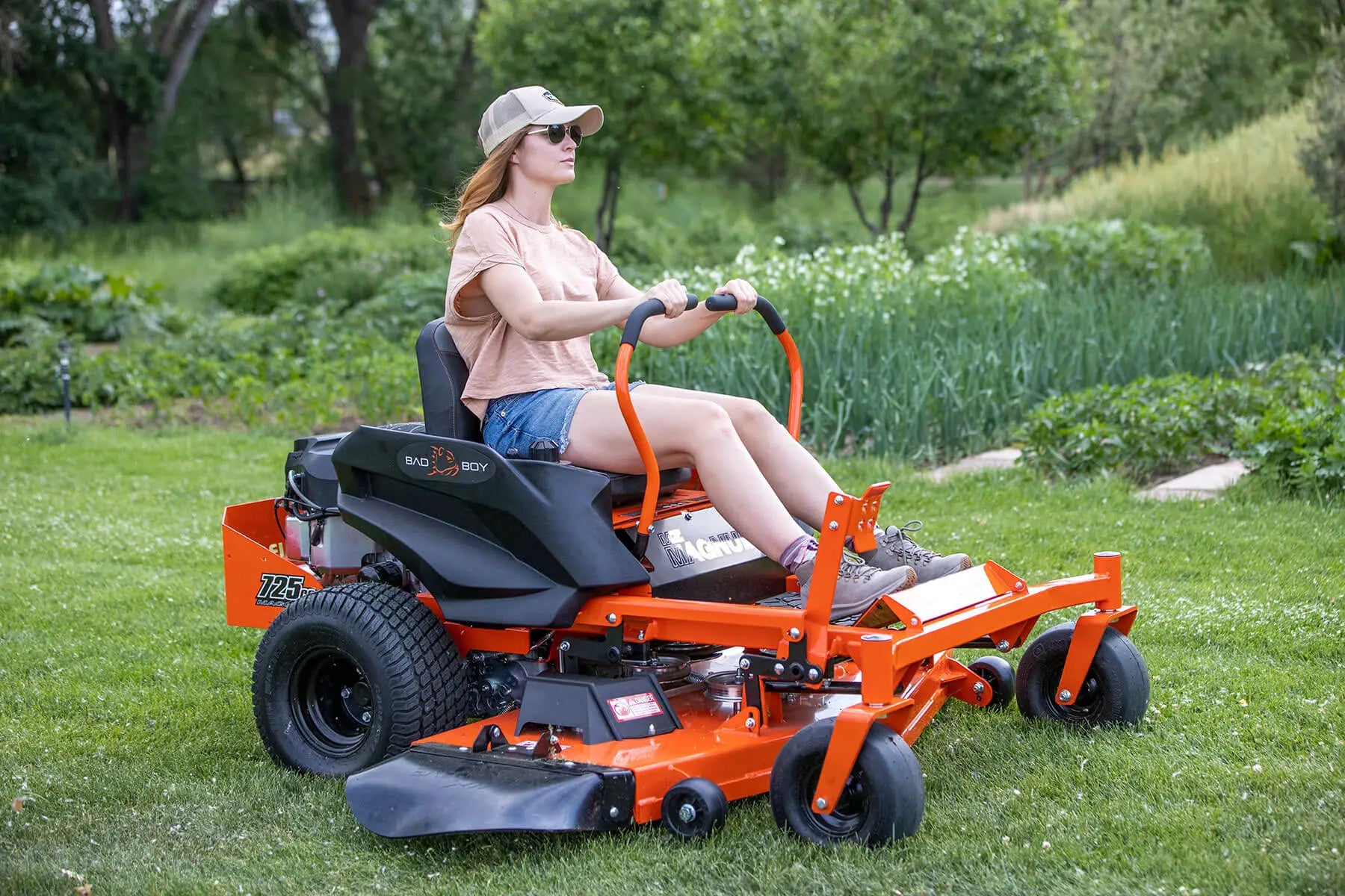 Bad Boy MZ Magnum 54-Inch 24 HP Kohler 7000 Series Gas Zero-Turn Riding Lawn Mower